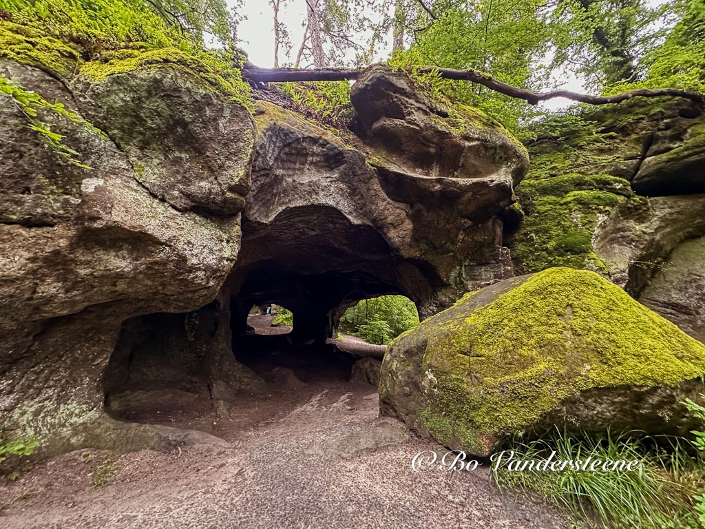 Enchanted Passage, Rock Formations